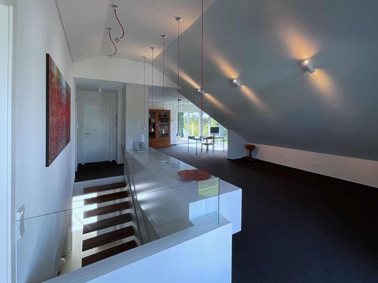 Prodej domu 275 m², pozemek 1.139 m², Weilheim an der Teck, Bádensko-Württembersko Prodej domu 275 m², pozemek 1.139 m², Weilheim an der Teck, Bádensko-Württembersko