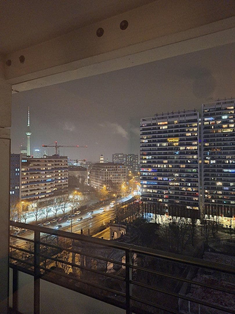 Pronájem bytu 2+1 49 m², Mitte Berlin, Berlín Pronájem bytu 2+1 49 m², Mitte Berlin, Berlín