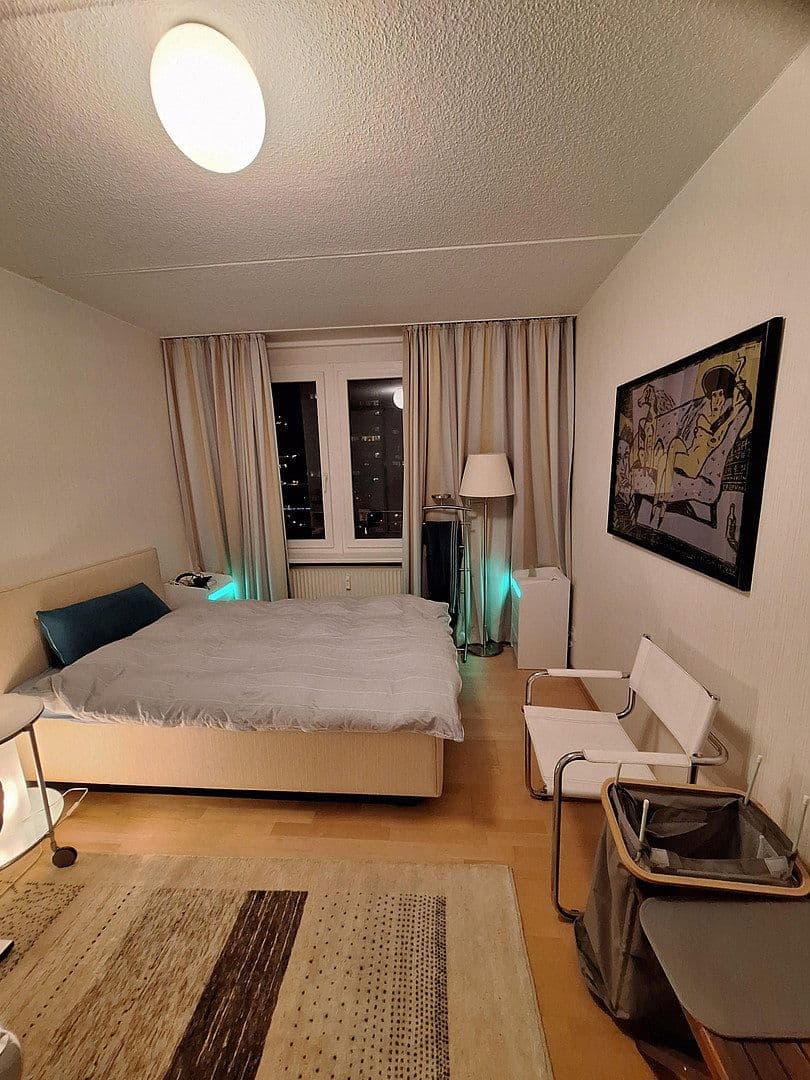 Pronájem bytu 2+1 49 m², Mitte Berlin, Berlín Pronájem bytu 2+1 49 m², Mitte Berlin, Berlín