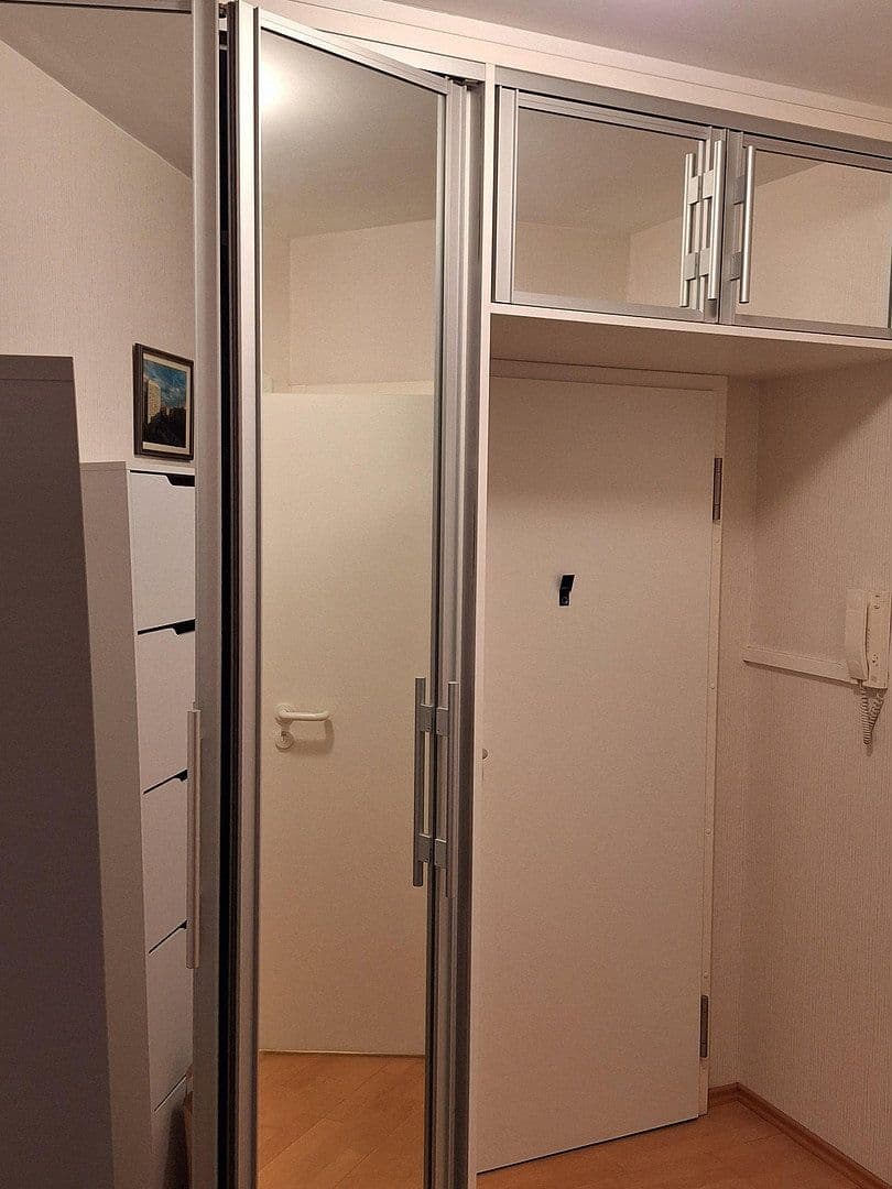 Pronájem bytu 2+1 49 m², Mitte Berlin, Berlín Pronájem bytu 2+1 49 m², Mitte Berlin, Berlín