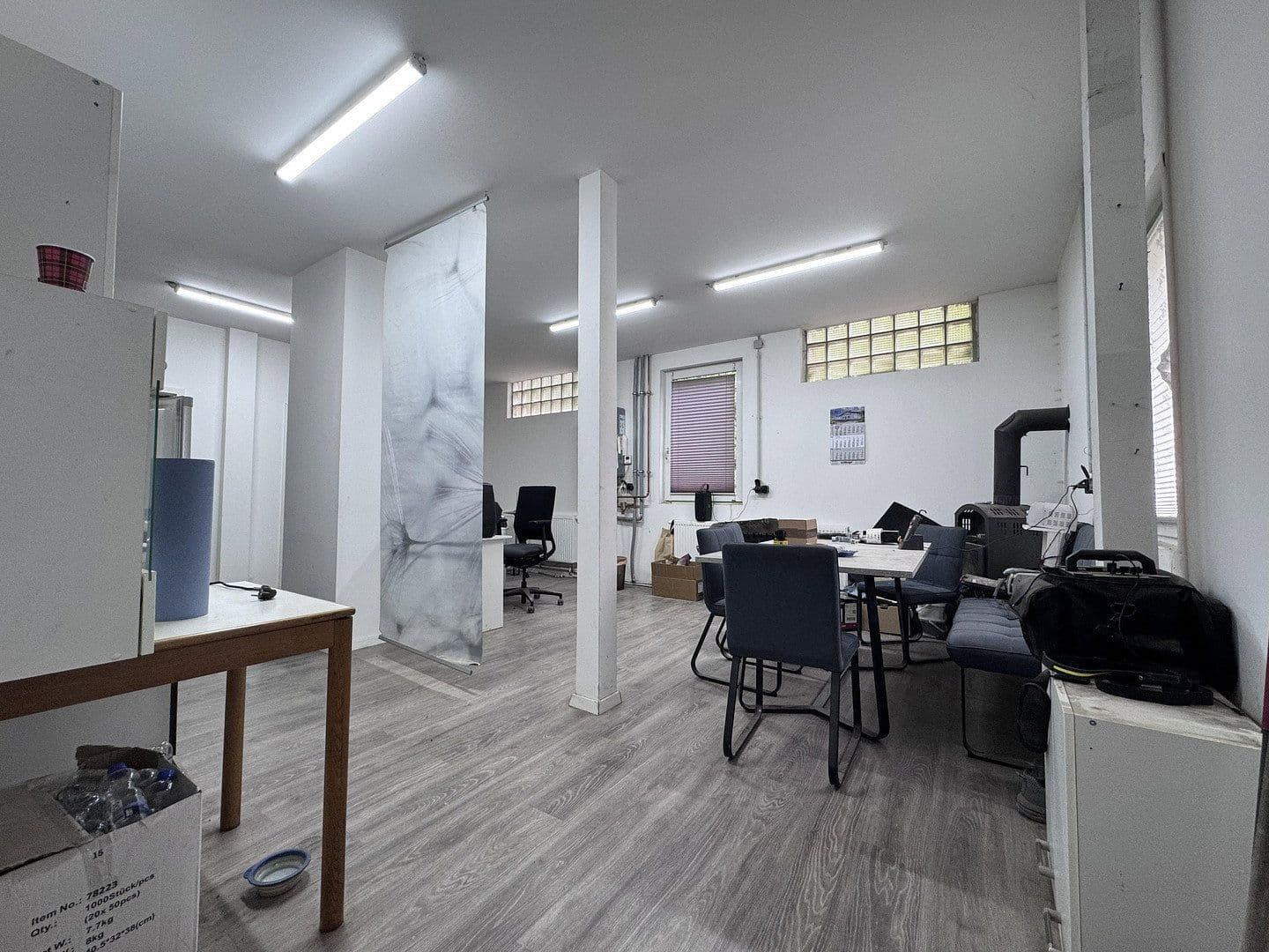 Pronájem nebytového prostoru 403 m², Rahmedestraße 353, Lüdenscheid, Severní Porýní-Vestfálsko Pronájem nebytového prostoru 403 m², Rahmedestraße 353, Lüdenscheid, Severní Porýní-Vestfálsko