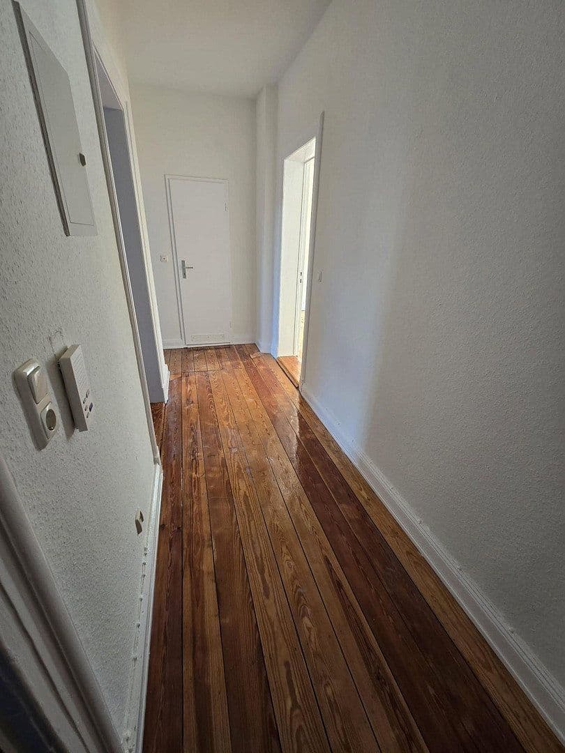 Pronájem bytu 2+1 46 m², Projensdorfer Str. 36, Kiel, Šlesvicko-Holštýnsko Pronájem bytu 2+1 46 m², Projensdorfer Str. 36, Kiel, Šlesvicko-Holštýnsko