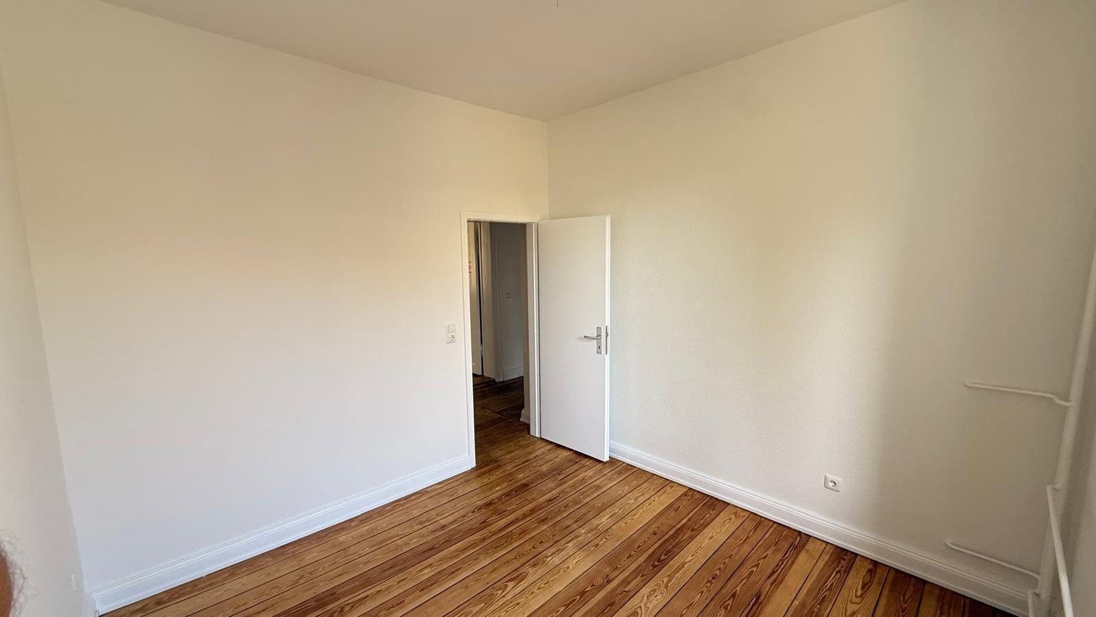 Pronájem bytu 2+1 46 m², Projensdorfer Str. 36, Kiel, Šlesvicko-Holštýnsko Pronájem bytu 2+1 46 m², Projensdorfer Str. 36, Kiel, Šlesvicko-Holštýnsko