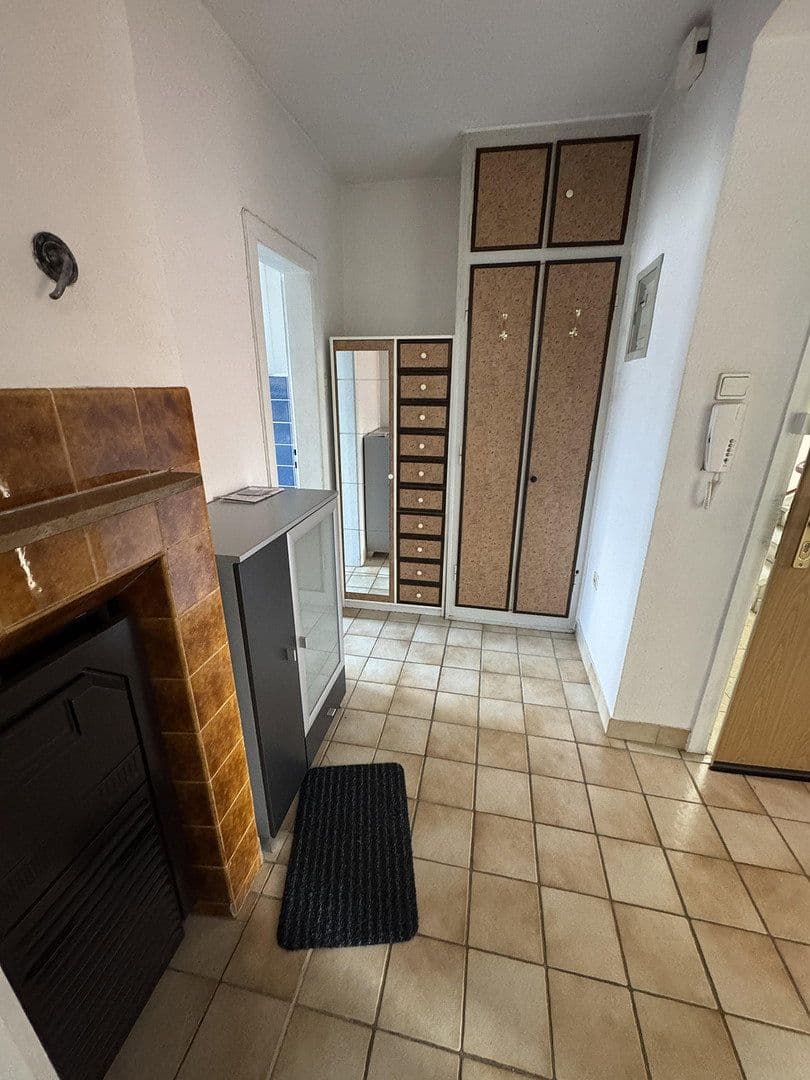 Pronájem bytu 3+1 55 m², Erich-Klausener-Straße 80, -Stockum, Düsseldorf, Severní Porýní-Vestfálsko Pronájem bytu 3+1 55 m², Erich-Klausener-Straße 80, -Stockum, Düsseldorf, Severní Porýní-Vestfálsko