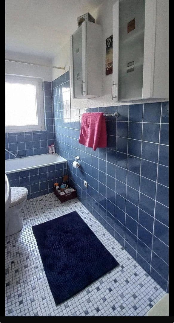 Pronájem bytu 3+1 55 m², Erich-Klausener-Straße 80, -Stockum, Düsseldorf, Severní Porýní-Vestfálsko Pronájem bytu 3+1 55 m², Erich-Klausener-Straße 80, -Stockum, Düsseldorf, Severní Porýní-Vestfálsko