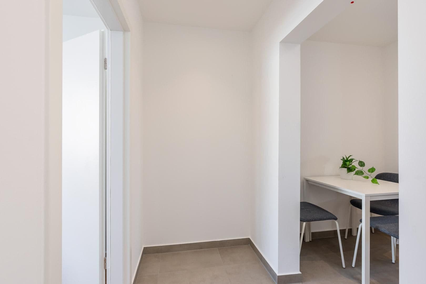 Prodej bytu 4+1 51 m², Köln, Severní Porýní-Vestfálsko Prodej bytu 4+1 51 m², Köln, Severní Porýní-Vestfálsko