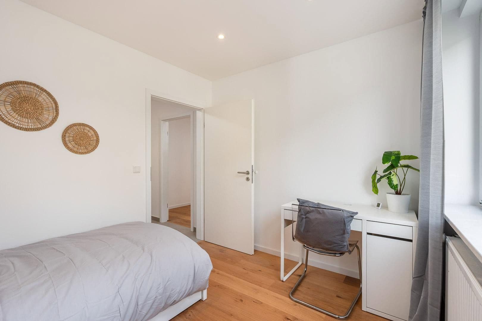 Prodej bytu 4+1 51 m², Köln, Severní Porýní-Vestfálsko Prodej bytu 4+1 51 m², Köln, Severní Porýní-Vestfálsko