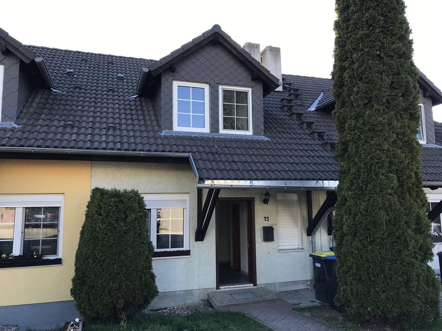 Prodej domu 120 m², pozemek 175 m², Lauter-Bernsbach, Sasko Prodej domu 120 m², pozemek 175 m², Lauter-Bernsbach, Sasko