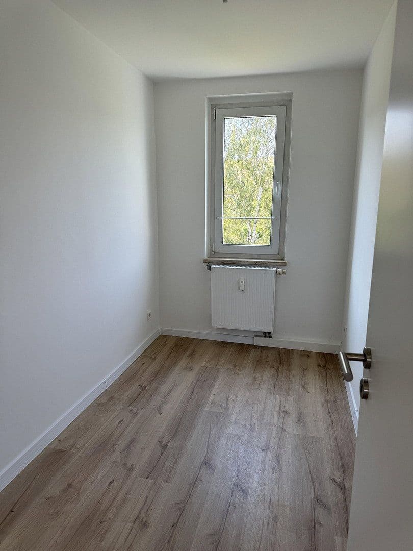 Pronájem bytu 2+1 100 m², Nordring 6, 02899 Ostritz, Ostritz, Sasko Pronájem bytu 2+1 100 m², Nordring 6, 02899 Ostritz, Ostritz, Sasko
