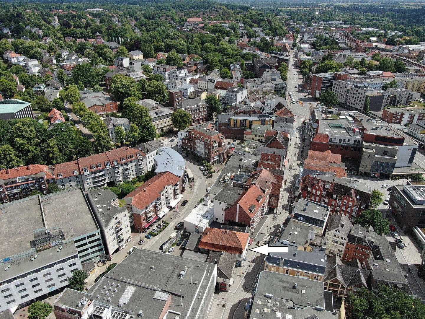 Prodej domu 394 m², pozemek 329 m², Sachsentor 49, Hamburg-Bergedorf, Hamburg Prodej domu 394 m², pozemek 329 m², Sachsentor 49, Hamburg-Bergedorf, Hamburg