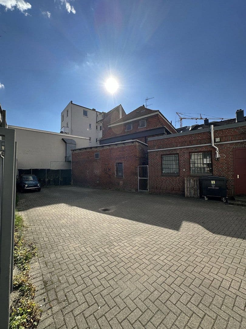 Prodej domu 394 m², pozemek 329 m², Sachsentor 49, Hamburg-Bergedorf, Hamburg Prodej domu 394 m², pozemek 329 m², Sachsentor 49, Hamburg-Bergedorf, Hamburg