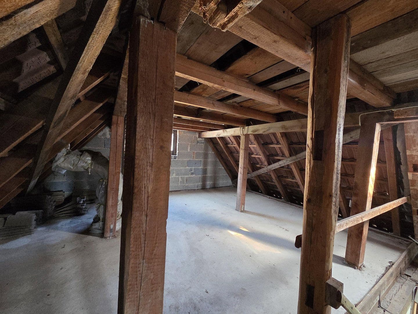 Prodej domu 150 m², pozemek 576 m², Niederstetten, Bádensko-Württembersko Prodej domu 150 m², pozemek 576 m², Niederstetten, Bádensko-Württembersko
