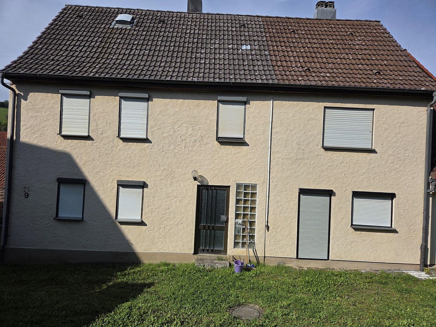 Prodej domu 150 m², pozemek 576 m², Niederstetten, Bádensko-Württembersko Prodej domu 150 m², pozemek 576 m², Niederstetten, Bádensko-Württembersko