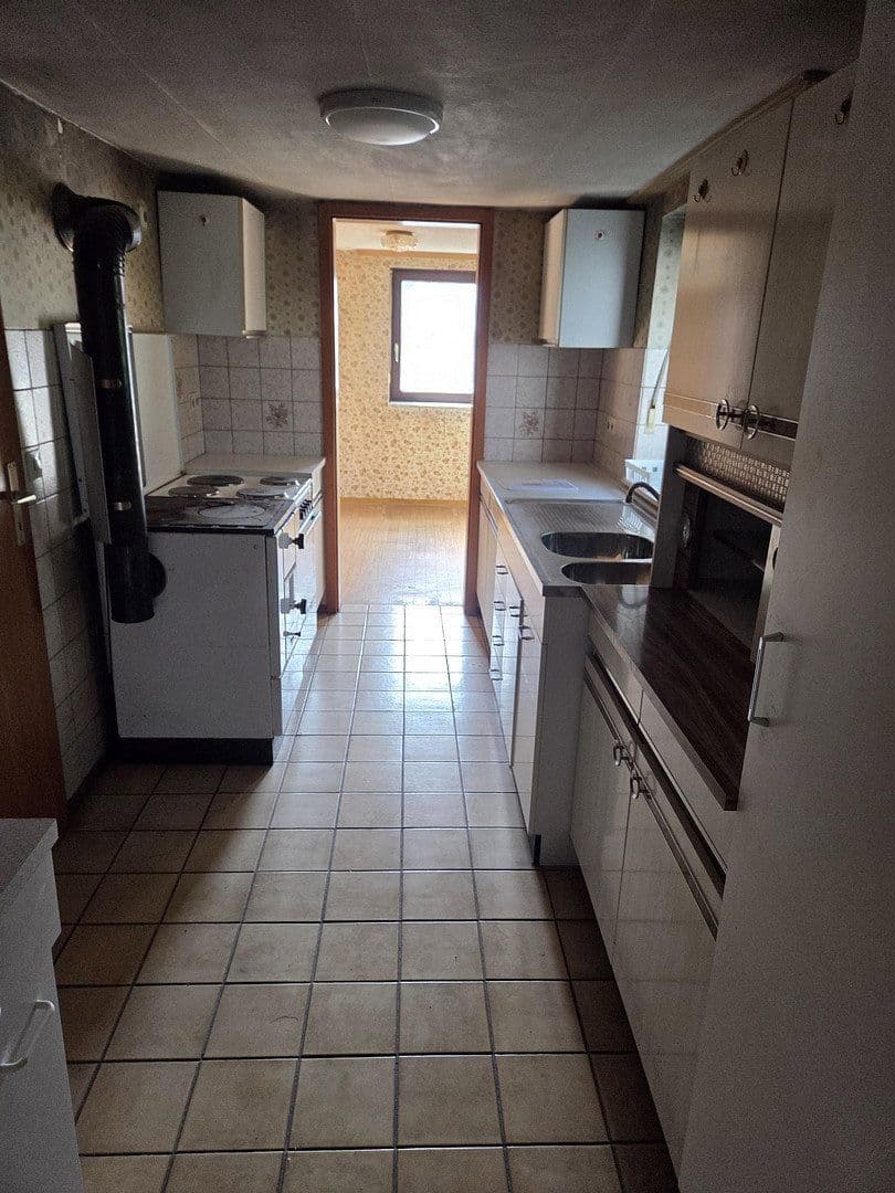 Prodej domu 150 m², pozemek 576 m², Niederstetten, Bádensko-Württembersko Prodej domu 150 m², pozemek 576 m², Niederstetten, Bádensko-Württembersko