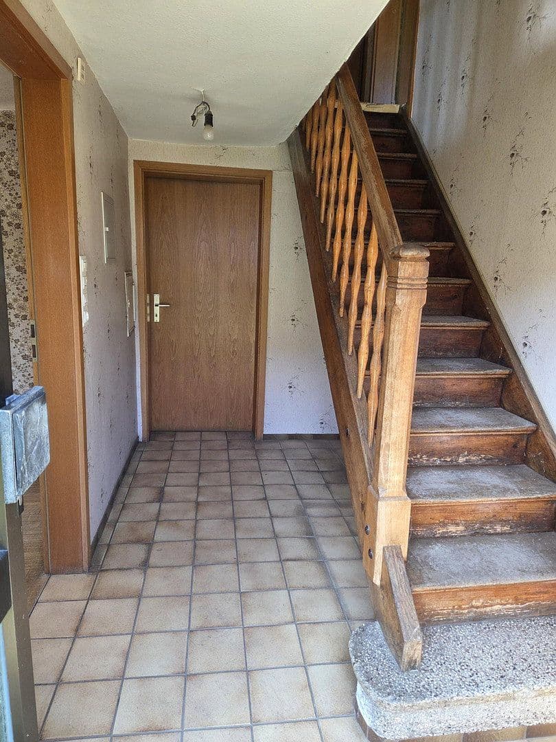 Prodej domu 150 m², pozemek 576 m², Niederstetten, Bádensko-Württembersko Prodej domu 150 m², pozemek 576 m², Niederstetten, Bádensko-Württembersko