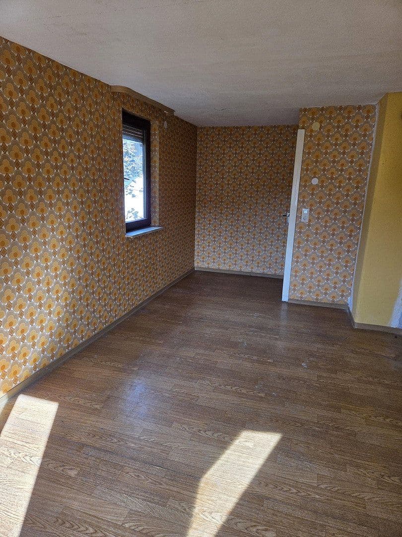Prodej domu 150 m², pozemek 576 m², Niederstetten, Bádensko-Württembersko Prodej domu 150 m², pozemek 576 m², Niederstetten, Bádensko-Württembersko