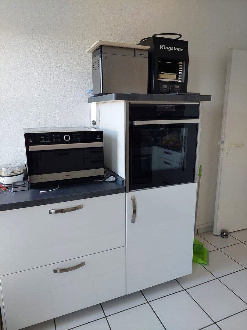 Prodej bytu 3+1 94 m², Solingen, Severní Porýní-Vestfálsko Prodej bytu 3+1 94 m², Solingen, Severní Porýní-Vestfálsko