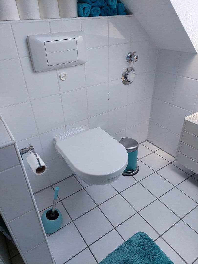 Prodej bytu 3+1 94 m², Solingen, Severní Porýní-Vestfálsko Prodej bytu 3+1 94 m², Solingen, Severní Porýní-Vestfálsko