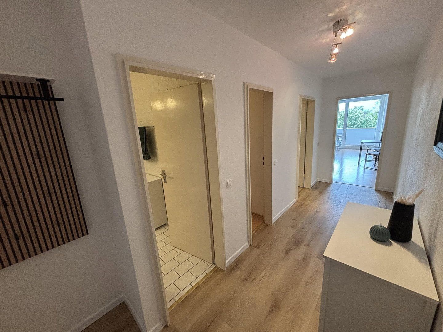 Pronájem bytu 1+1 50 m², Steimbker Hof 9, Hannover, Dolní Sasko Pronájem bytu 1+1 50 m², Steimbker Hof 9, Hannover, Dolní Sasko