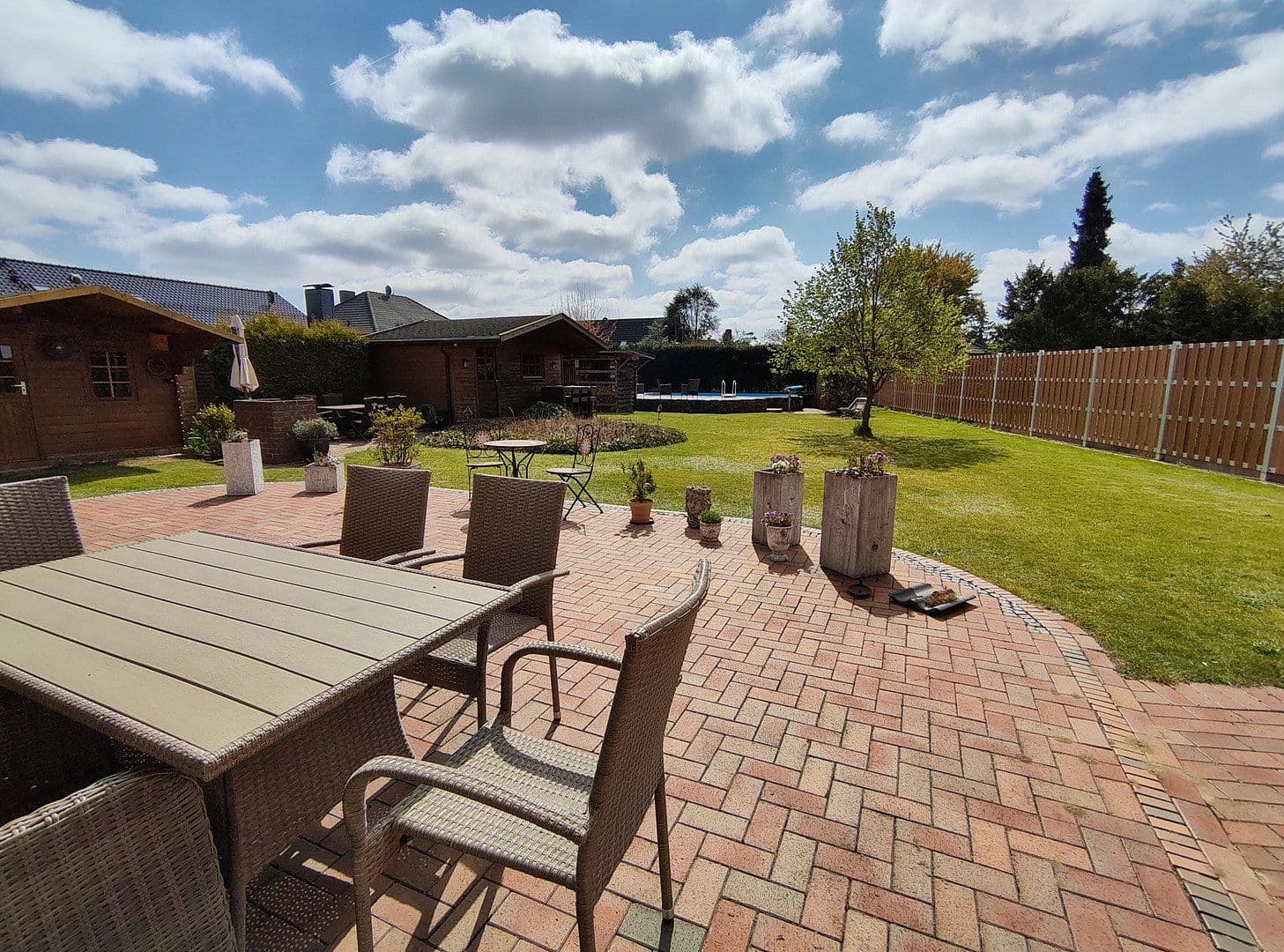 Prodej domu 165 m², pozemek 911 m², Buchholz (Aller), Dolní Sasko Prodej domu 165 m², pozemek 911 m², Buchholz (Aller), Dolní Sasko