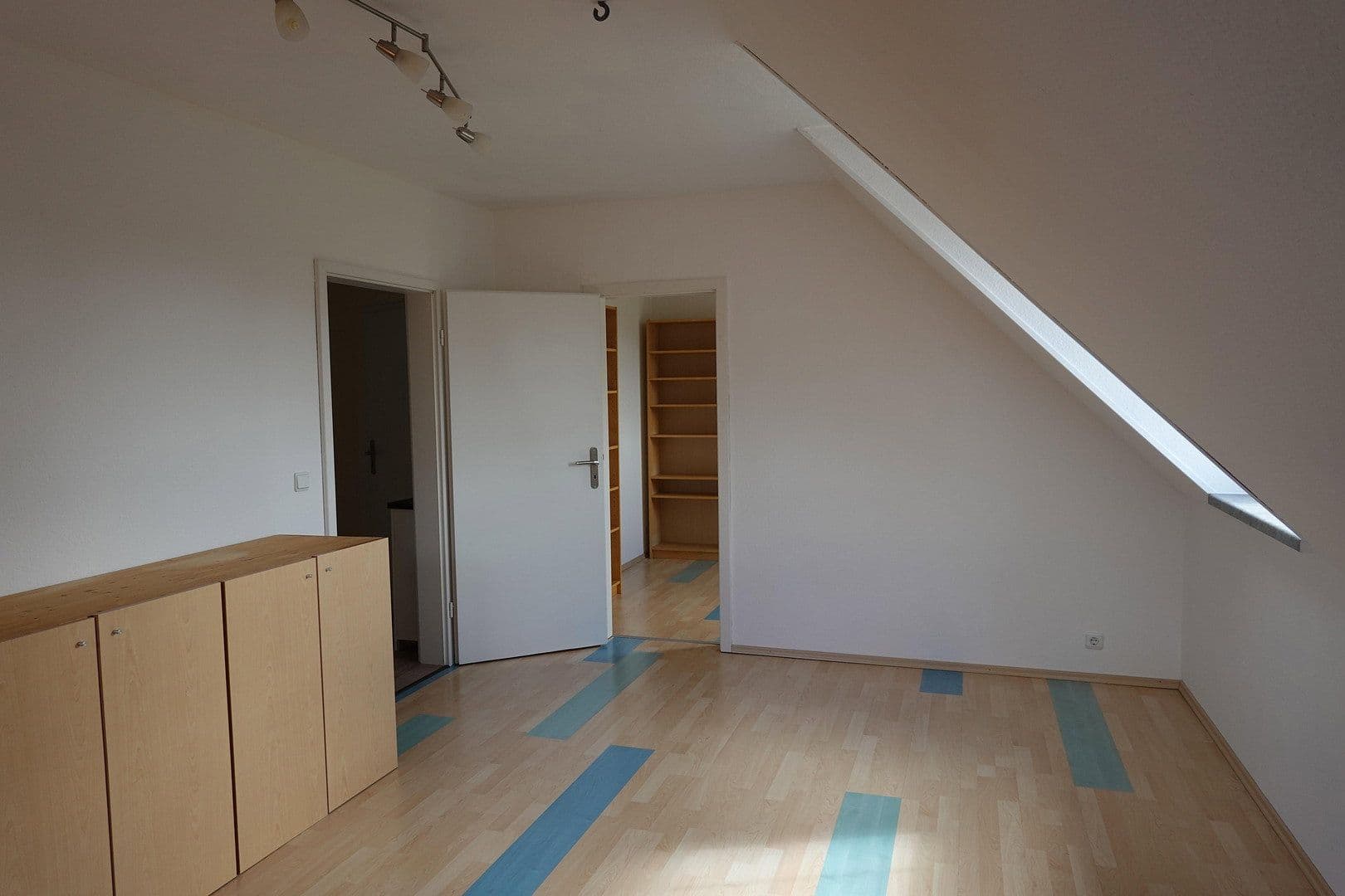 Prodej domu 165 m², pozemek 911 m², Buchholz (Aller), Dolní Sasko Prodej domu 165 m², pozemek 911 m², Buchholz (Aller), Dolní Sasko