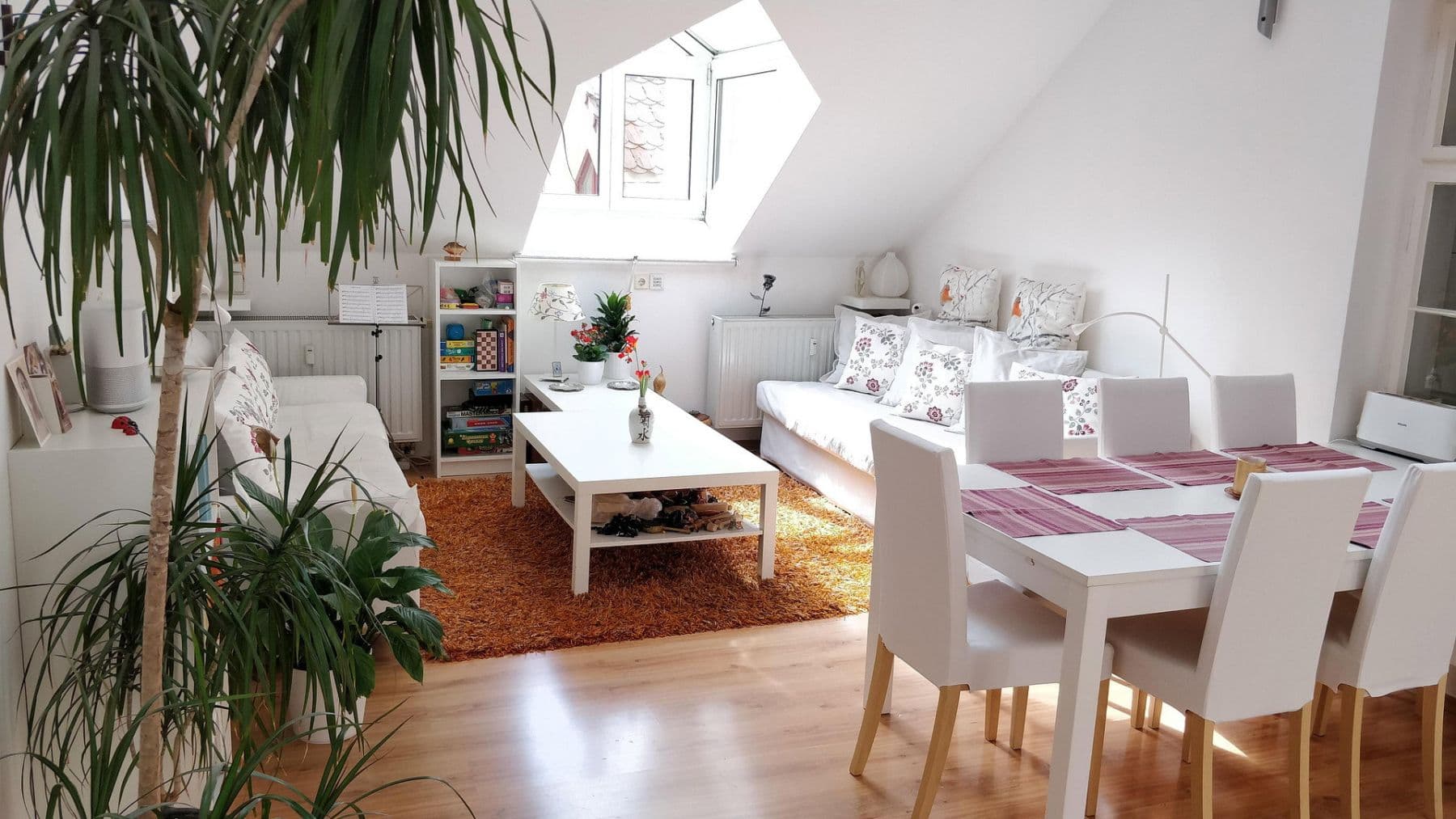 Prodej bytu 4+1 126 m², Waidmannsluster Damm 122, Berlin, Berlín Prodej bytu 4+1 126 m², Waidmannsluster Damm 122, Berlin, Berlín