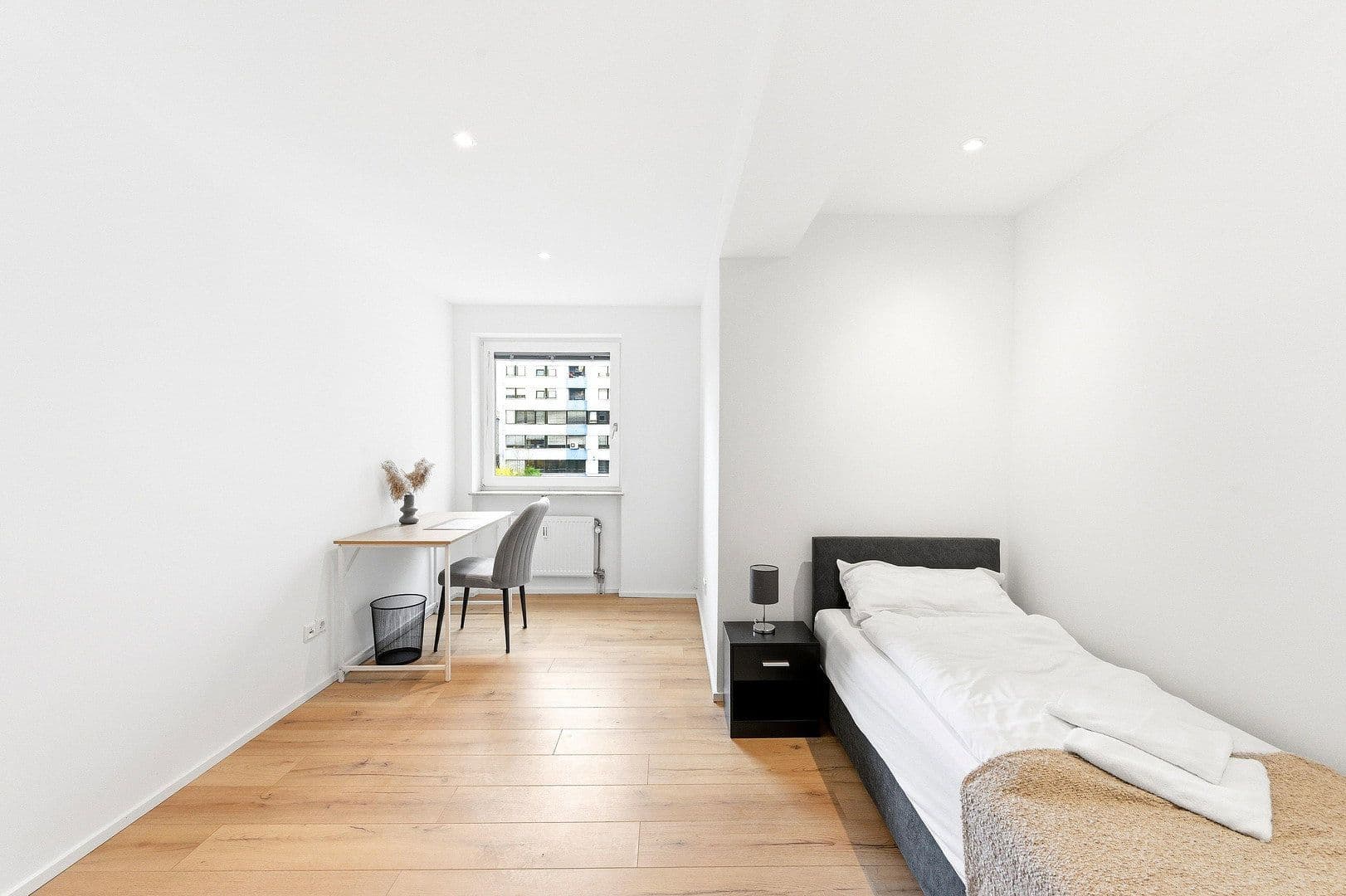 Pronájem bytu 4+1 80 m², Molktestraße 56, Heilbronn, Bádensko-Württembersko Pronájem bytu 4+1 80 m², Molktestraße 56, Heilbronn, Bádensko-Württembersko