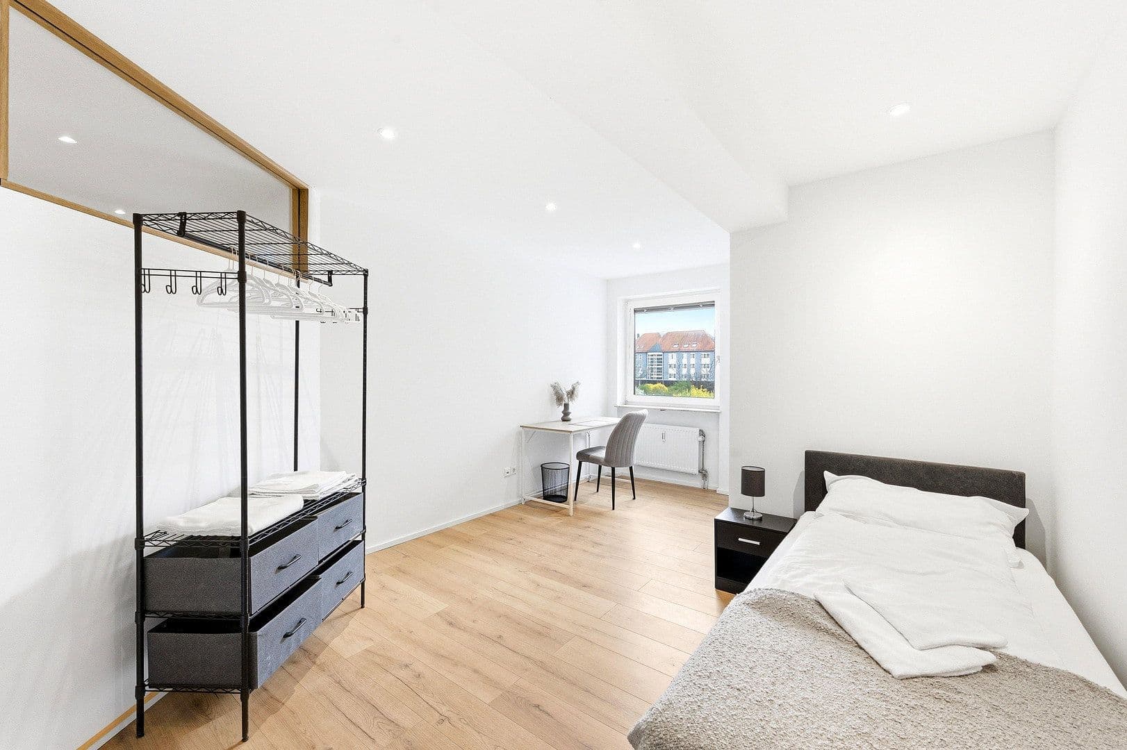 Pronájem bytu 4+1 80 m², Molktestraße 56, Heilbronn, Bádensko-Württembersko Pronájem bytu 4+1 80 m², Molktestraße 56, Heilbronn, Bádensko-Württembersko