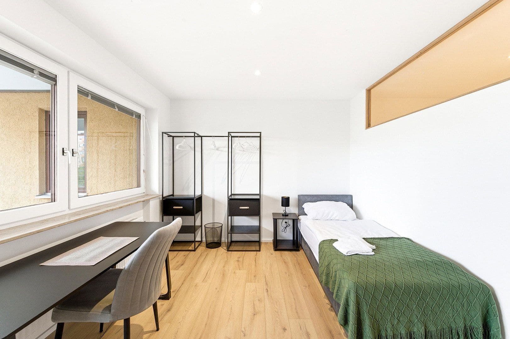 Pronájem bytu 4+1 80 m², Molktestraße 56, Heilbronn, Bádensko-Württembersko Pronájem bytu 4+1 80 m², Molktestraße 56, Heilbronn, Bádensko-Württembersko