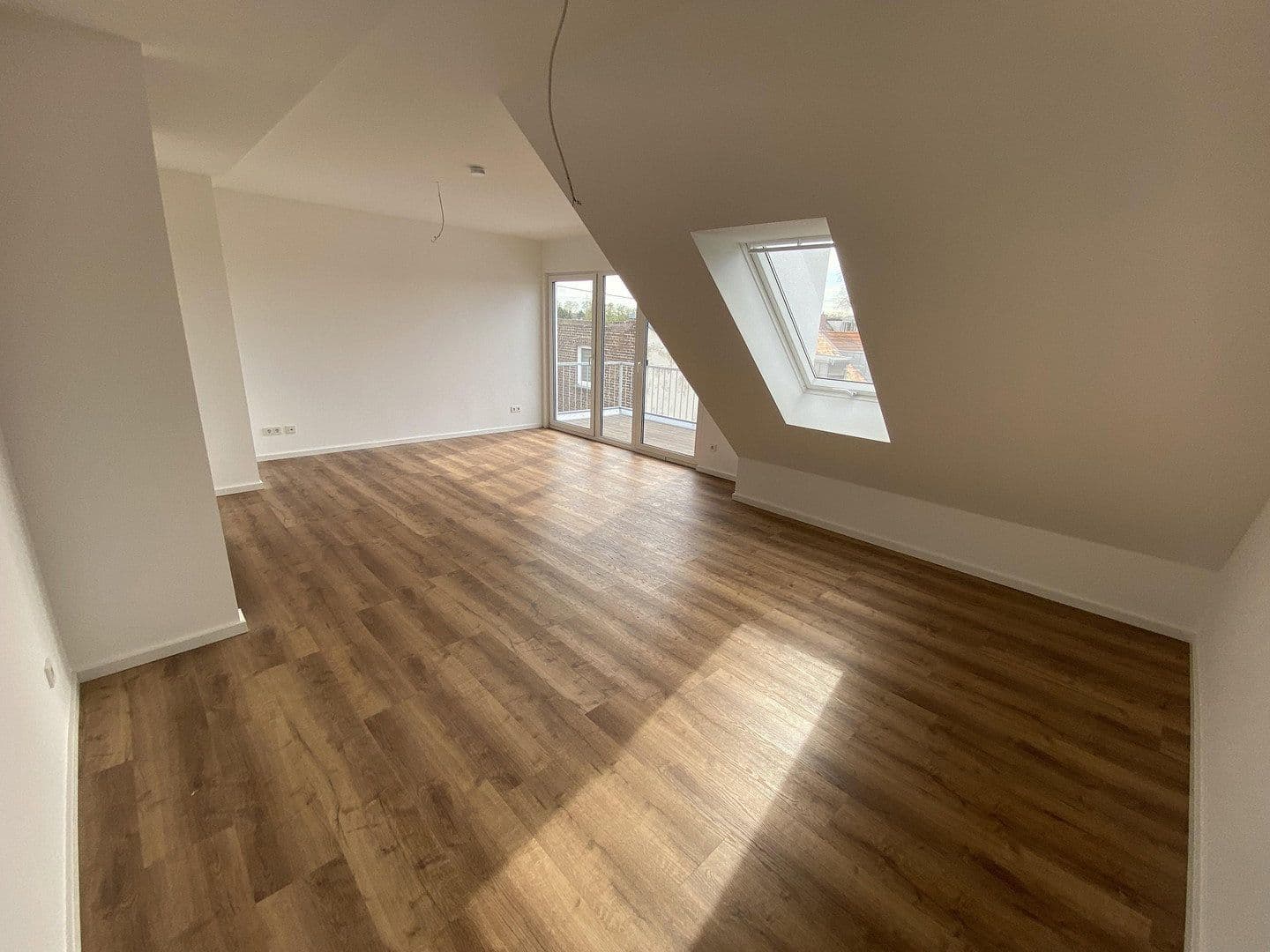 Pronájem bytu 2+1 53 m², Brauweilerstraße 79, Köln, Severní Porýní-Vestfálsko Pronájem bytu 2+1 53 m², Brauweilerstraße 79, Köln, Severní Porýní-Vestfálsko