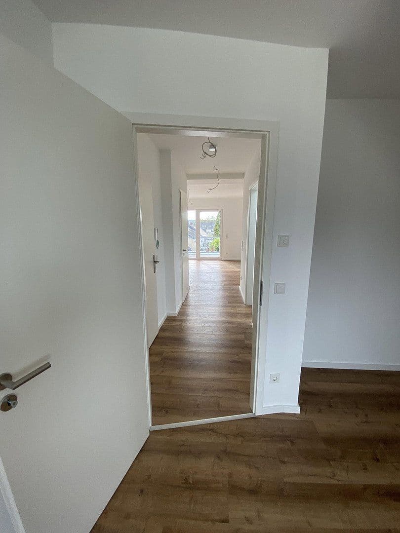 Pronájem bytu 2+1 53 m², Brauweilerstraße 79, Köln, Severní Porýní-Vestfálsko Pronájem bytu 2+1 53 m², Brauweilerstraße 79, Köln, Severní Porýní-Vestfálsko
