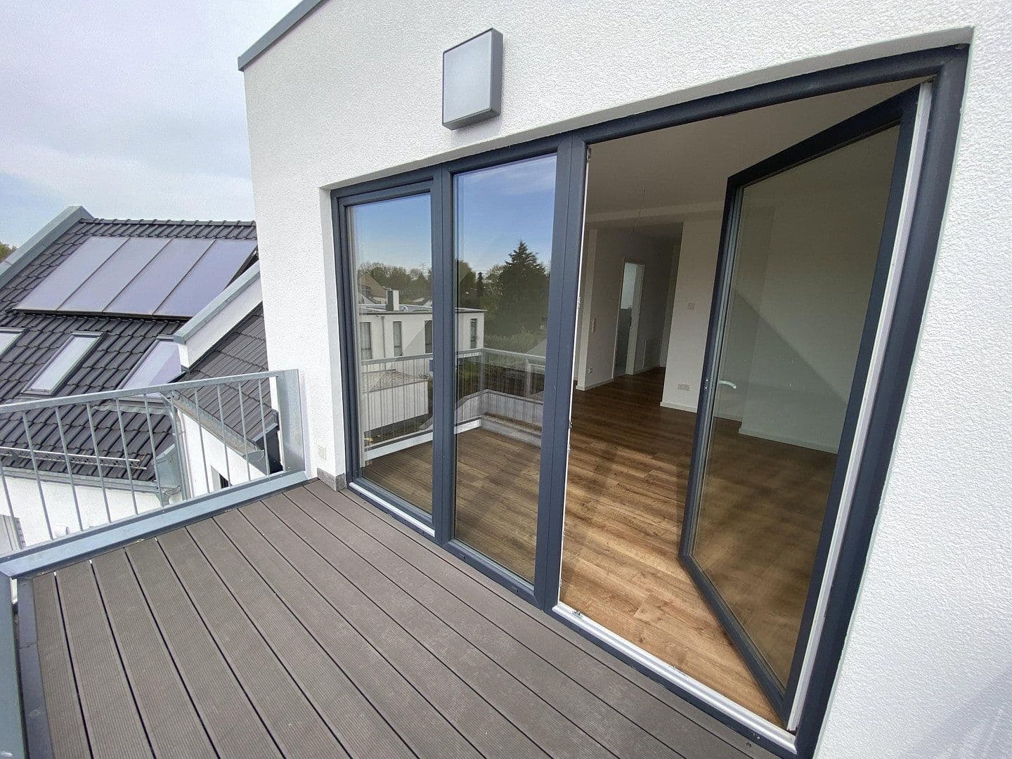 Pronájem bytu 2+1 53 m², Brauweilerstraße 79, Köln, Severní Porýní-Vestfálsko Pronájem bytu 2+1 53 m², Brauweilerstraße 79, Köln, Severní Porýní-Vestfálsko