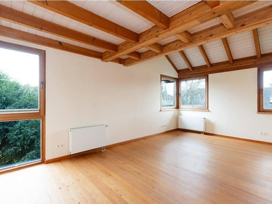 Prodej domu 335 m², pozemek 793 m², Rotdornweg 1, Dreieich, Hessen Prodej domu 335 m², pozemek 793 m², Rotdornweg 1, Dreieich, Hessen