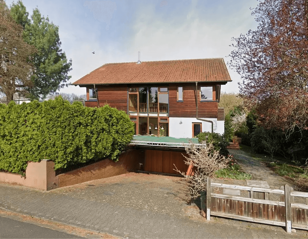 Prodej domu 335 m², pozemek 793 m², Rotdornweg 1, Dreieich, Hessen Prodej domu 335 m², pozemek 793 m², Rotdornweg 1, Dreieich, Hessen