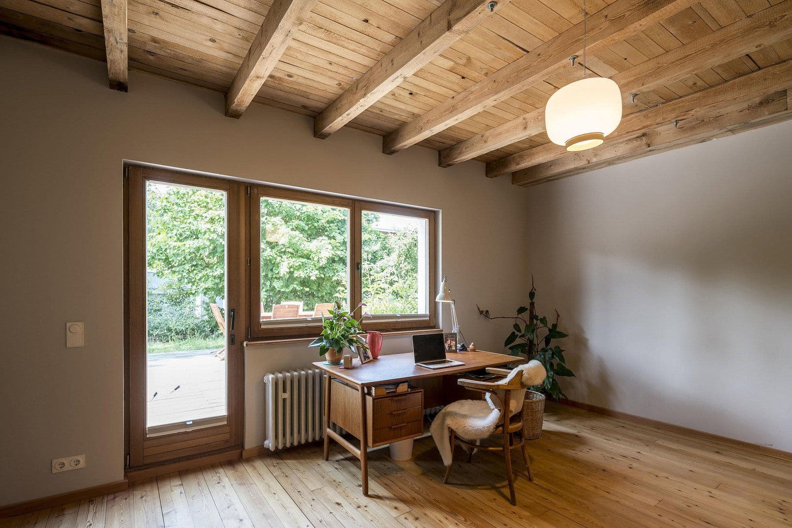 Prodej domu 335 m², pozemek 793 m², Rotdornweg 1, Dreieich, Hessen Prodej domu 335 m², pozemek 793 m², Rotdornweg 1, Dreieich, Hessen