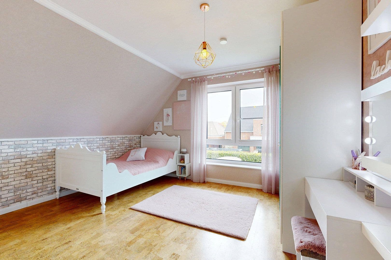 Prodej domu 218 m², pozemek 646 m², Haren (Ems), Dolní Sasko Prodej domu 218 m², pozemek 646 m², Haren (Ems), Dolní Sasko