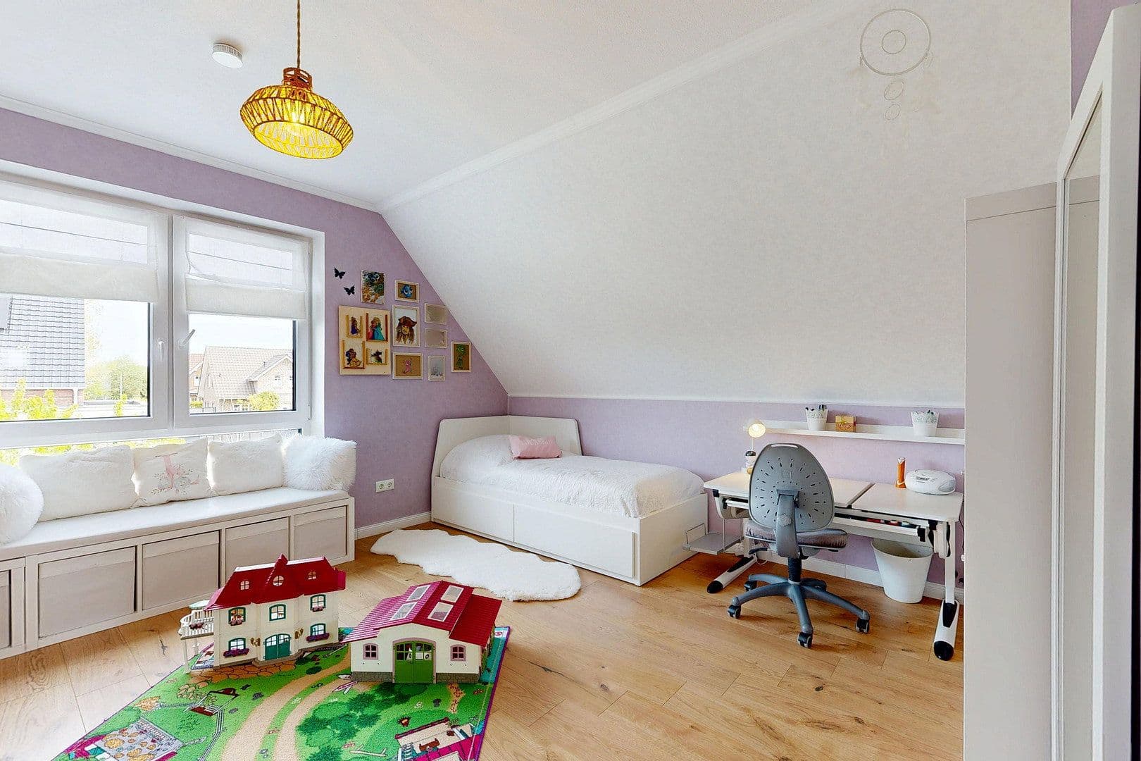 Prodej domu 218 m², pozemek 646 m², Haren (Ems), Dolní Sasko Prodej domu 218 m², pozemek 646 m², Haren (Ems), Dolní Sasko