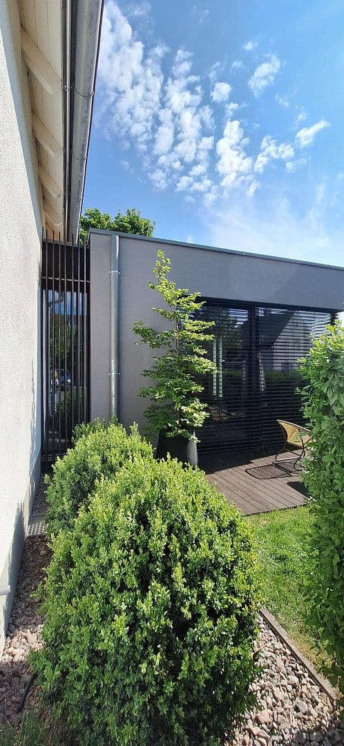 Prodej domu 185 m², pozemek 642 m², Regensburg, Bavorsko Prodej domu 185 m², pozemek 642 m², Regensburg, Bavorsko