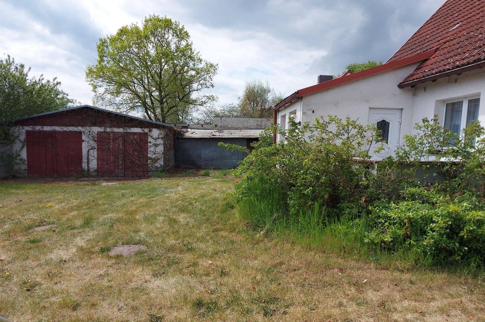 Prodej domu 100 m², pozemek 2.352 m², Otto-Liliental -Strasse 3, Altwigshagen, Mecklenburg-Vorpommern Prodej domu 100 m², pozemek 2.352 m², Otto-Liliental -Strasse 3, Altwigshagen, Mecklenburg-Vorpommern