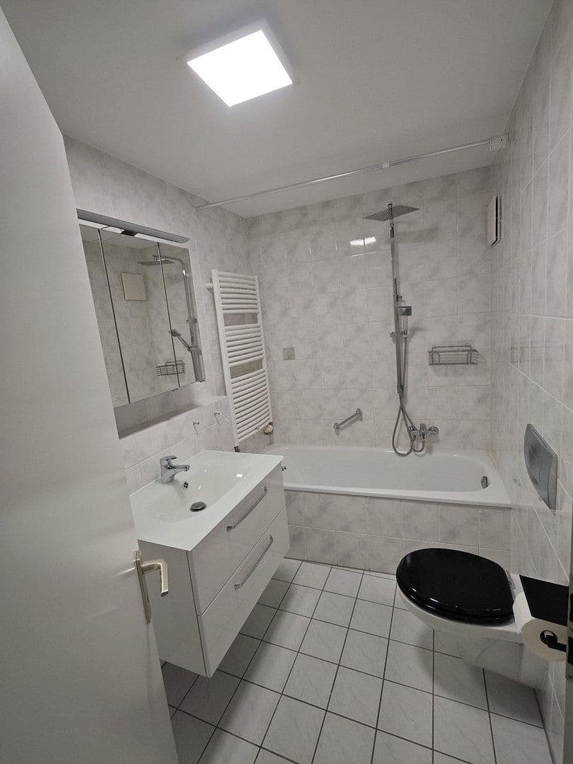 Prodej bytu 3+1 70 m², Neustadt an der Weinstraße, Porýní-Falc Prodej bytu 3+1 70 m², Neustadt an der Weinstraße, Porýní-Falc