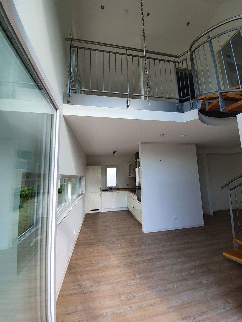Pronájem bytu 3+1 78 m², Natruper Straße 90, Osnabrück, Dolní Sasko Pronájem bytu 3+1 78 m², Natruper Straße 90, Osnabrück, Dolní Sasko