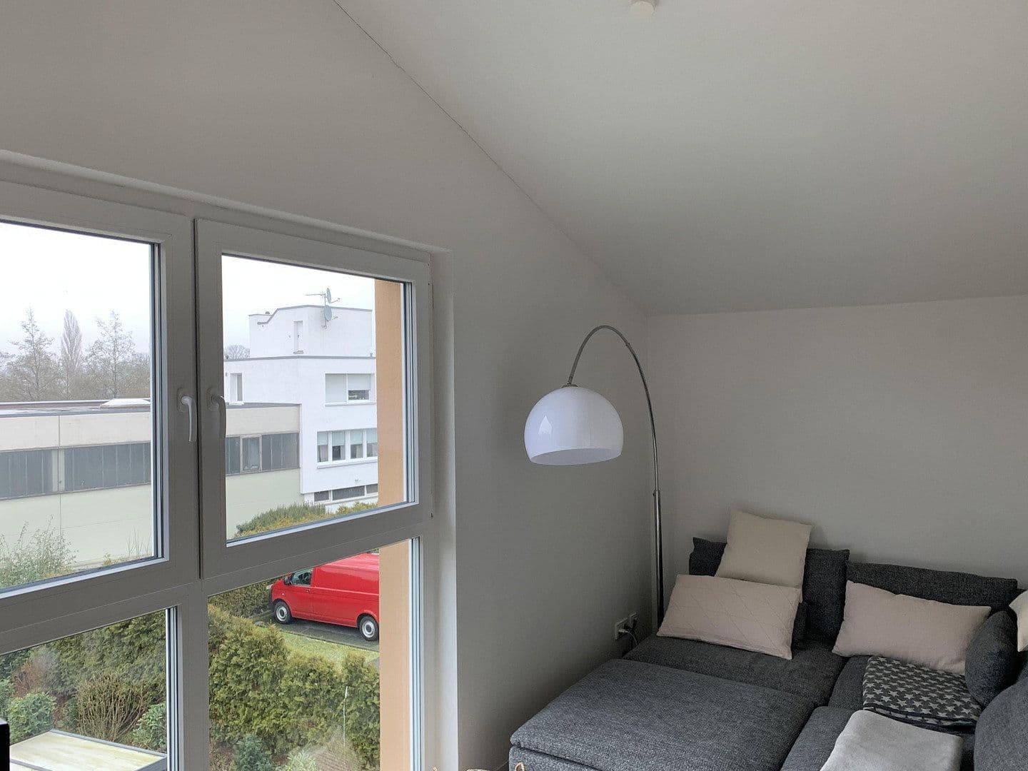 Pronájem bytu 3+1 78 m², Natruper Straße 90, Osnabrück, Dolní Sasko Pronájem bytu 3+1 78 m², Natruper Straße 90, Osnabrück, Dolní Sasko