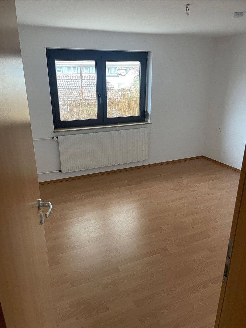 Prodej domu 152 m², pozemek 357 m², Crailsheim, Bádensko-Württembersko Prodej domu 152 m², pozemek 357 m², Crailsheim, Bádensko-Württembersko