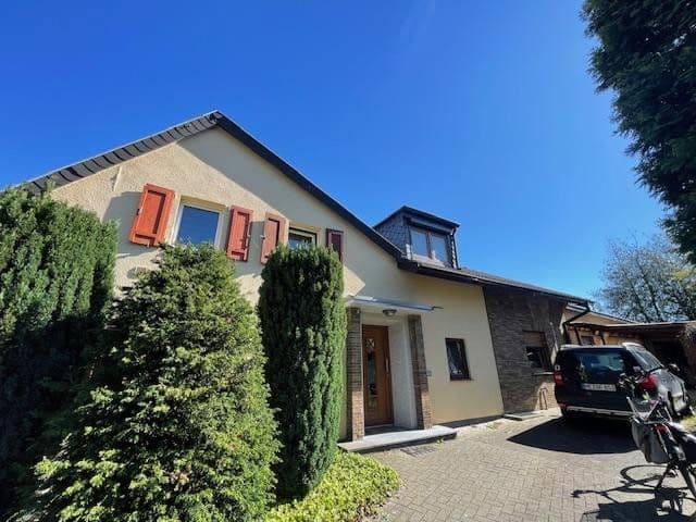 Pronájem domu 151 m², pozemek 1.500 m², Hülsenbergweg 58, Ratingen, Severní Porýní-Vestfálsko Pronájem domu 151 m², pozemek 1.500 m², Hülsenbergweg 58, Ratingen, Severní Porýní-Vestfálsko