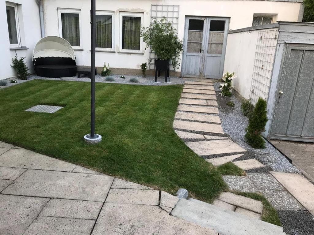 Pronájem bytu 5+1 130 m², Neue Bergstraße 23, Landshut, Bavorsko Pronájem bytu 5+1 130 m², Neue Bergstraße 23, Landshut, Bavorsko