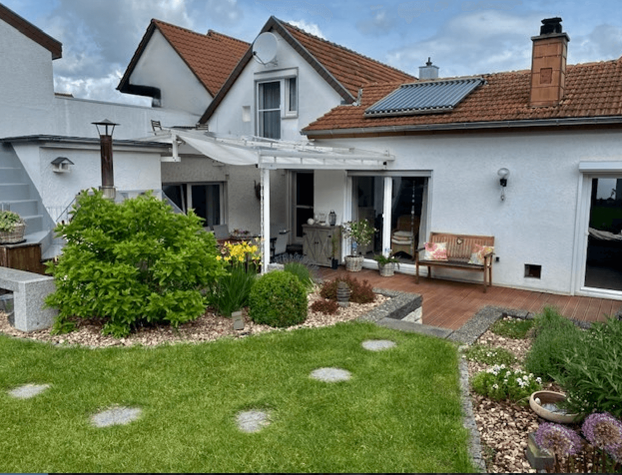 Prodej domu 196 m², pozemek 440 m², Billigheim-Ingenheim, Porýní-Falc Prodej domu 196 m², pozemek 440 m², Billigheim-Ingenheim, Porýní-Falc
