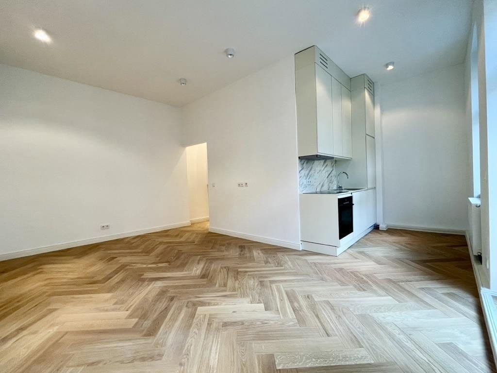 Pronájem bytu 1+1 35 m², Schöneberger Str. 9, Berlin, Berlín Pronájem bytu 1+1 35 m², Schöneberger Str. 9, Berlin, Berlín