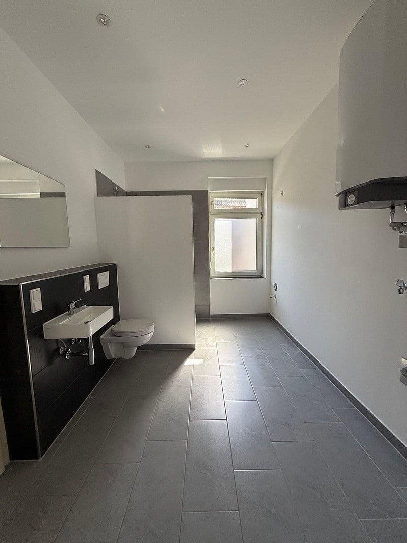 Pronájem bytu 2+1 60 m², Draisstraße 56, Mannheim, Bádensko-Württembersko Pronájem bytu 2+1 60 m², Draisstraße 56, Mannheim, Bádensko-Württembersko