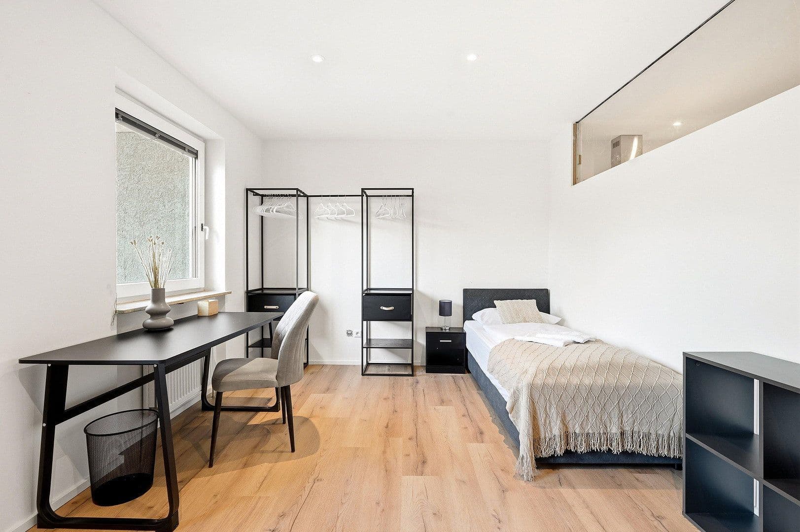 Pronájem bytu 4+1 80 m², Moltkestraße 56, Heilbronn, Bádensko-Württembersko Pronájem bytu 4+1 80 m², Moltkestraße 56, Heilbronn, Bádensko-Württembersko