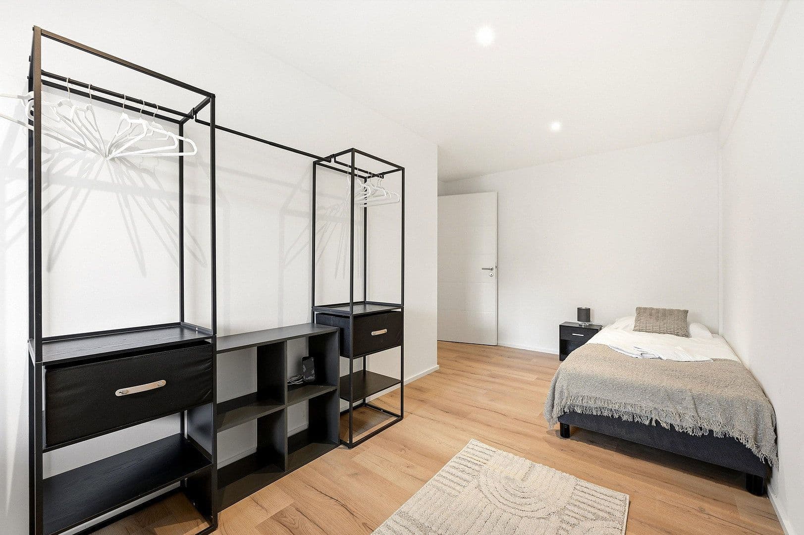 Pronájem bytu 4+1 80 m², Moltkestraße 56, Heilbronn, Bádensko-Württembersko Pronájem bytu 4+1 80 m², Moltkestraße 56, Heilbronn, Bádensko-Württembersko